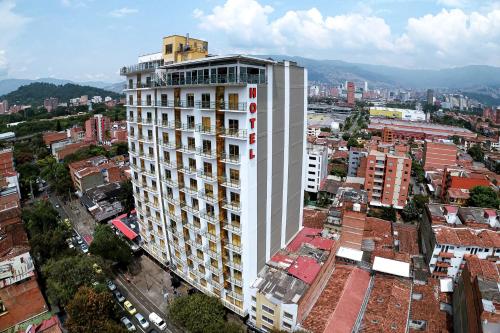 Hotel Dorado La 70, Medellín