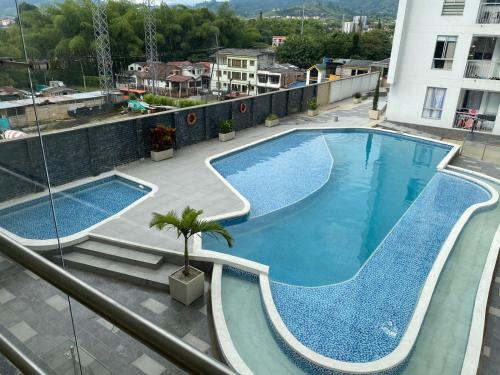 Hermoso apto con piscina y parqueadero privado