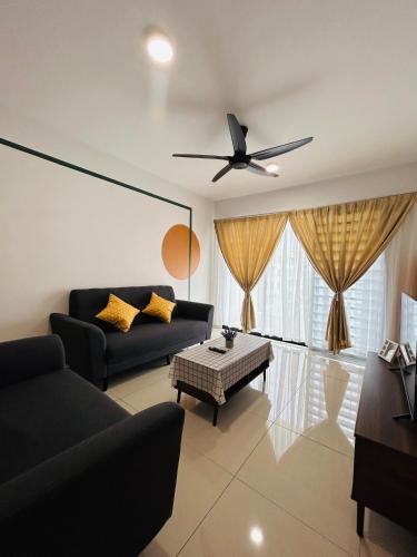 P2 PineIpoh Waterpark homestay - pool view