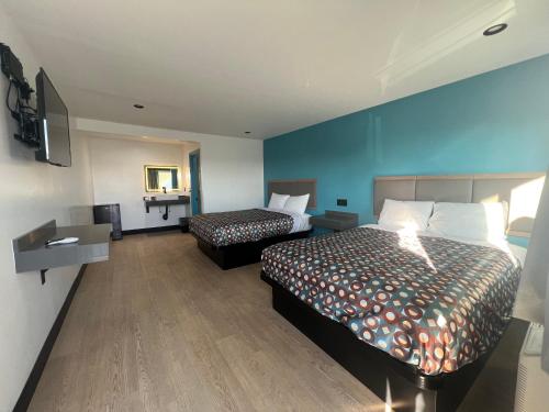 Palm Inn - Newly Renovated Rooms in Inglewood, USA