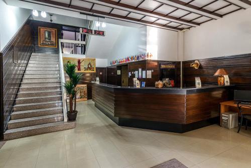 Lobi, Hotel Komovi in Andrijevica