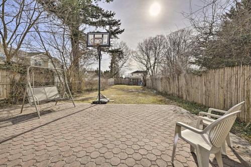 Charming New York Escape Near Central Park! in Jericho, USA