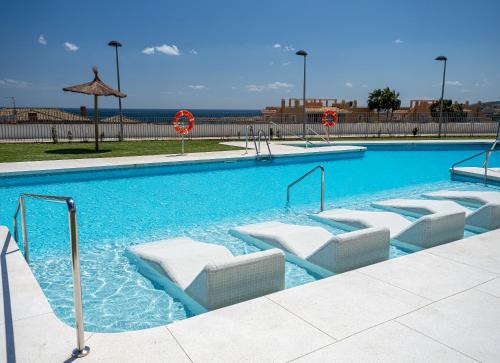 Célere Doña Julia by Lydia