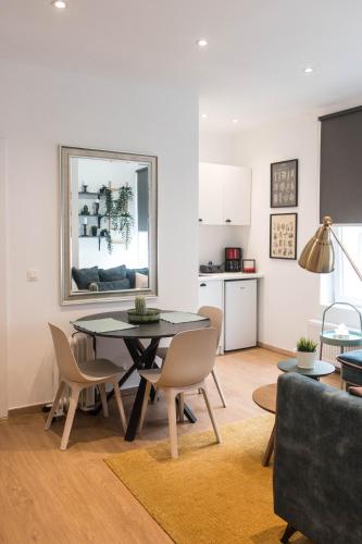 QUARTIER LOUISE STUDIOS 2