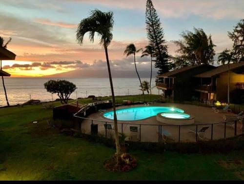 Oceanside-Spectacular View and Poolside Oasis - image 3