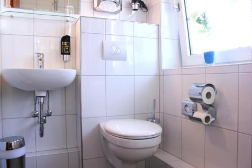 Hotel Altenwerder Hof - image 5