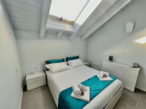  Prestigioso attico a passo Duomo by Revenue House in Casale Monferrato
