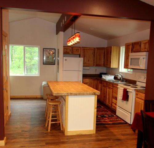 Talkeetna Wilderness Lodge & Cabin Rentals - 숙소 외관