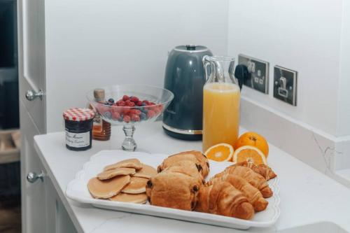 The Oak - Brand new countryside 2 bedroom annex - From £165 Per Night in Harpsden