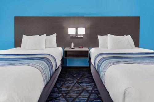 AmericInn by Wyndham Quincy