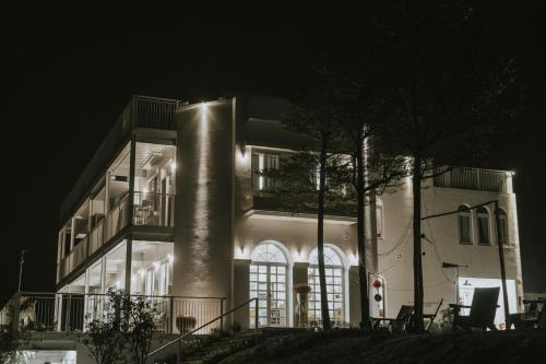 日出有大美雲起茶館評價、特色體驗、房價資訊、訂房連結 – 阿里山茶園秘境民宿 - 照片 5