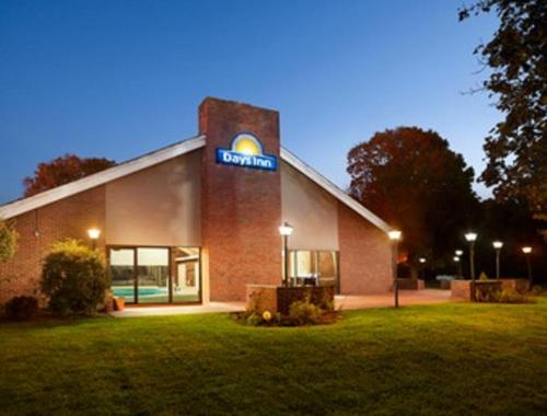 Days Inn by Wyndham Rutland/Killington Area