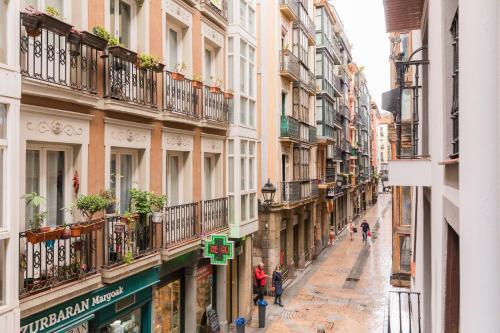Beautiful Old Town by Next Stop Bilbao, Bilbao (fotografie 7)