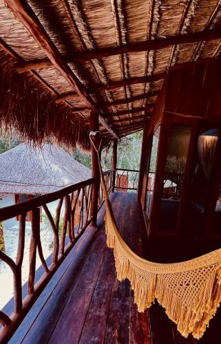 ระเบียง/ชานเรือน, Lodge Tzunum Jade in มาการิโอโกเมซ