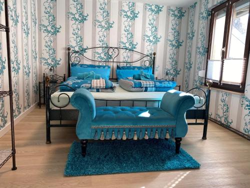 1 queen bed