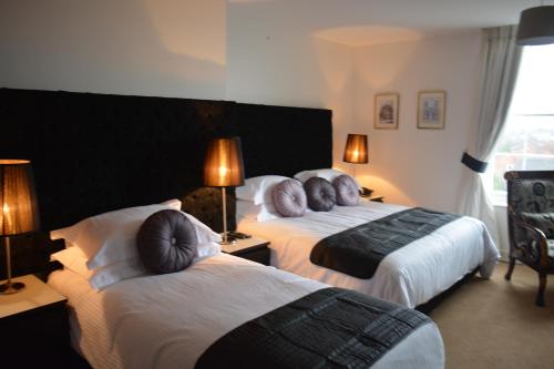 The Georgian Town House Hotel - image 3