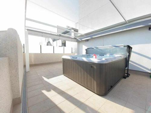 Groundfloor Pink Ciñuelica -Winter by the sea (Groundfloor Pink Cinuelica -Winter by the sea) in ปุนตา ปรีมา