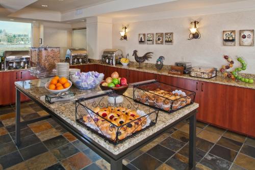 Silver Cloud Hotel Lake Union – Seattle, WA