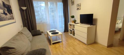 Top Apartamenty Centrum - Metro Rondo ONZ Room Type - Pańska 5 - Apartment with Balcony