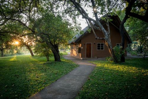 Tampilan eksterior, Sunbirds Oasis Lodge in Suaka Alam Thornybush