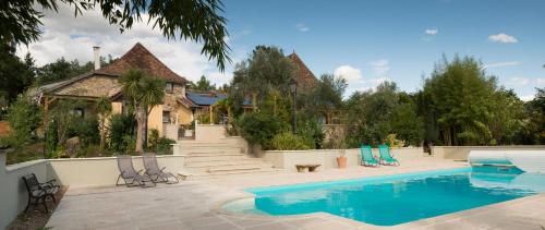 . Domaine Hourcabis - 2 gîtes 4 et 6 personnes