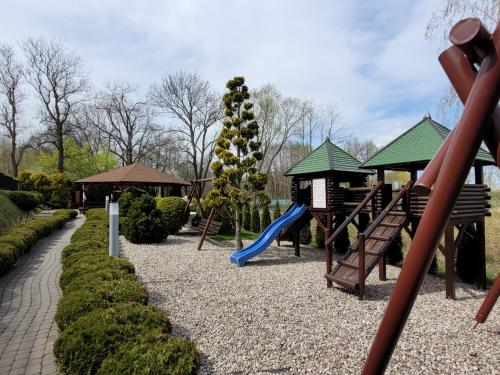 Дитячий майданчик, Hotel Ambrozja in Sierpc