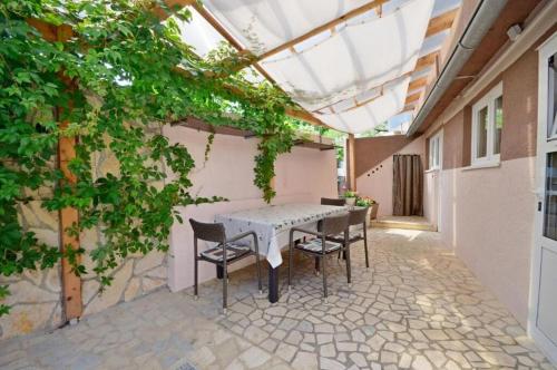  Apartments Ivan Marina in Krk
