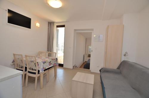 Apartments Marija - image 11