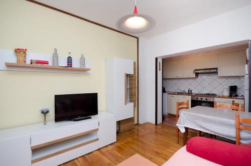 Two-Bedroom Apartment Standard image 5