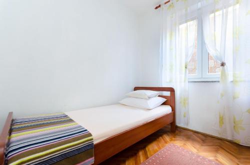 Three-Bedroom Apartment image 3