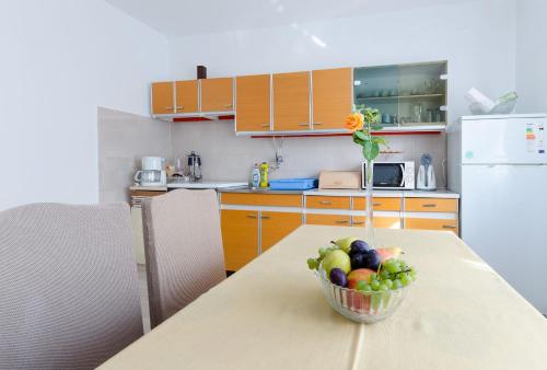 Apartment Milan - image 7