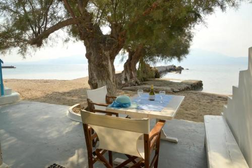 Milos Apartments Kardapis Ground Floor in คลีมา