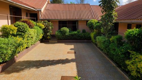 . Mzedu Springs Hotel, Mwatate, Taita Taveta County