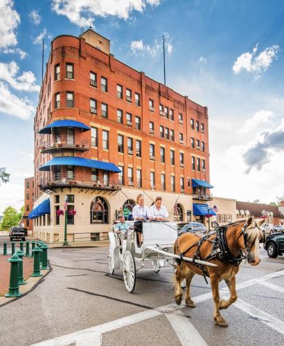 Lafayette Hotel Marietta