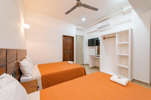 Mi Querida Maribel Hotel Room Type - Twin Room