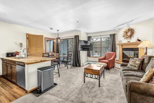 River Mountain Lodge W217 in Breckenridge, USA