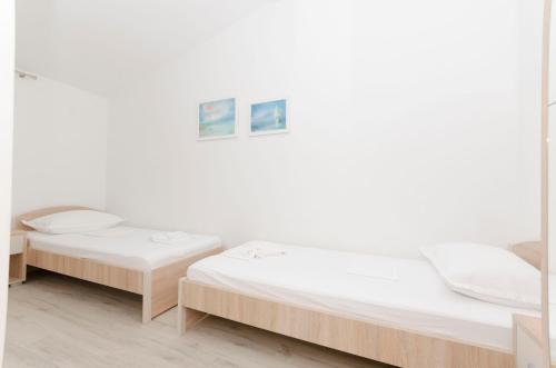 Three-Bedroom Apartment image 10