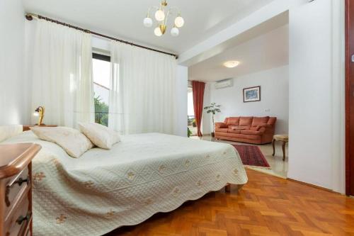 House Suzana - image 3