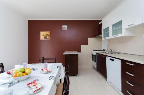 Two-Bedroom Apartment Ground Floor image 10