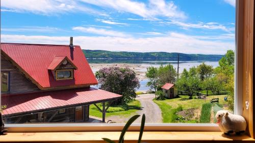 Kilátás, La vieille ferme, Écogîte (La vieille ferme, Ecogite) in Saint-Fulgence (QC)