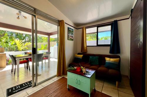 Fare Tokatea - Charming Studio w Excl Beach Access in ニュウラ