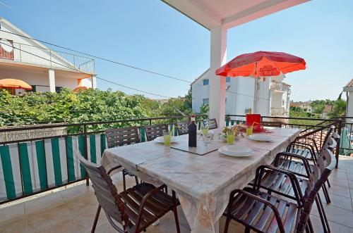  Apartment and Room Ivica in Vodice