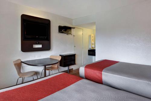 Motel 6 Dania Beach in Dania Beach, USA