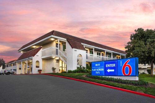 Motel 6-Carpinteria, CA - Santa Barbara - South