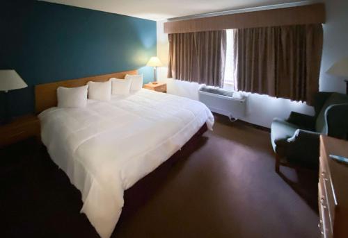 Motel 6 Norway MI in Norway, USA
