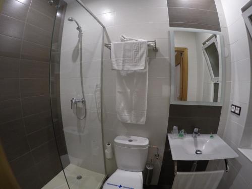 Hostal Anas - image 8