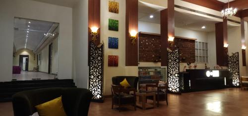 Hotelli välisilme, TGN SUITS - HOTEL near Raipuri lennujaam