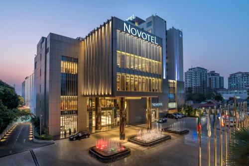 Hotelli välisilme, Novotel Yangon Max in Yangon