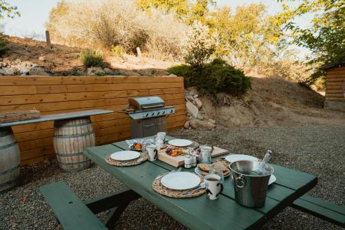 A környék, Scenic View Timber Lodge HotTub by Casa Oso in Bootjack (CA)