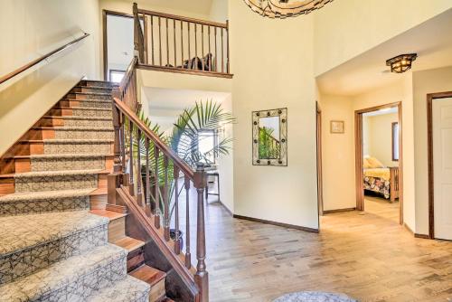 Stunning Sequim Hideaway with Hot Tub and Views, Sequim (fotografie 4)
